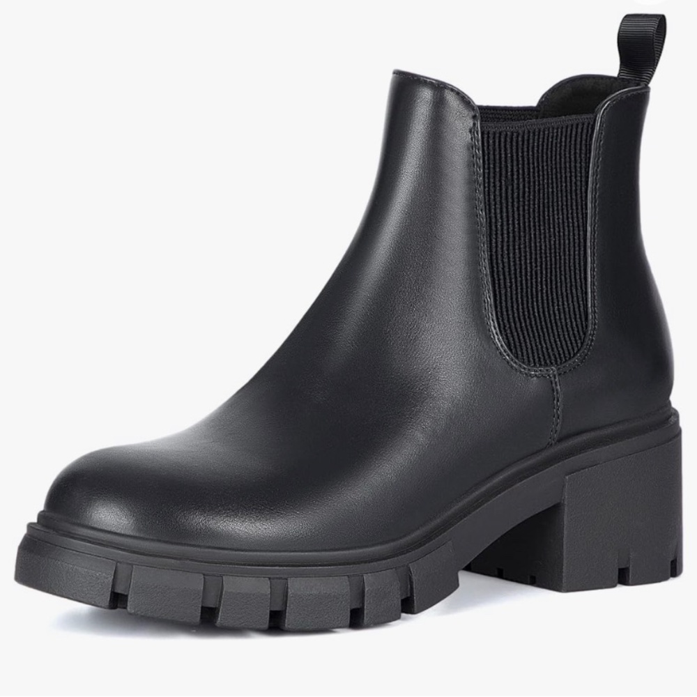 Athlefit Women’s Chelsea Boots size 8.5